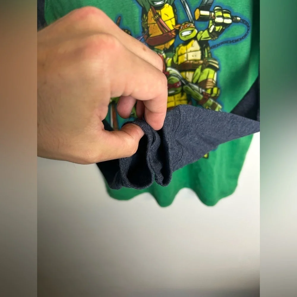 Nickelodeon kids Size L boys Turtle Ninjas novelty print‎ Teen Graphic vintage